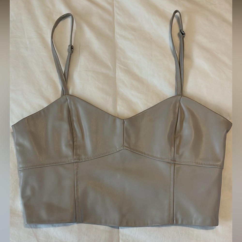 zara crop top